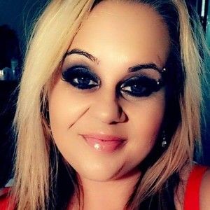 Meet your Posher, Buddy